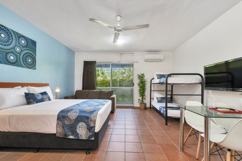 Vitina Studio Motel - Accommodation Whitsundays 3