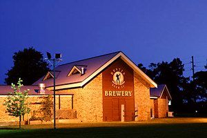 Potters Hotel And Brewery - Accommodation Whitsundays 0