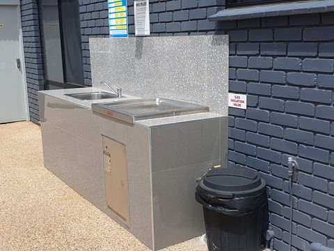 Addison Motor Inn - Accommodation Whitsundays 1