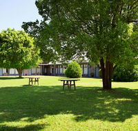 Links Hotel - Accommodation Whitsundays