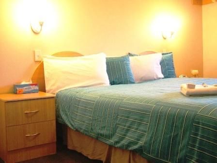 Arena Hotel - Accommodation Whitsundays 1