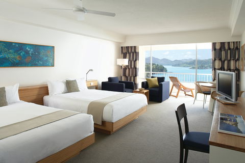 Reef View Hotel - Accommodation Whitsundays 0