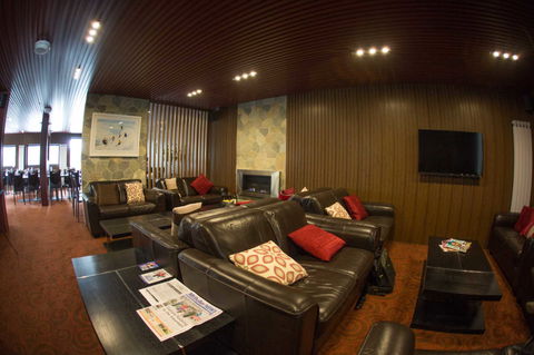 Duck Inn - Accommodation Whitsundays 1