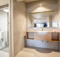 Nightcap at Manhattan Hotel - Accommodation Whitsundays