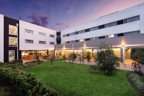 Atura Dandenong - Accommodation Whitsundays 1