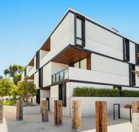 Clayton Serviced Apartments - Accommodation Whitsundays