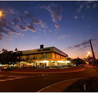 Isa Hotel - Accommodation Whitsundays