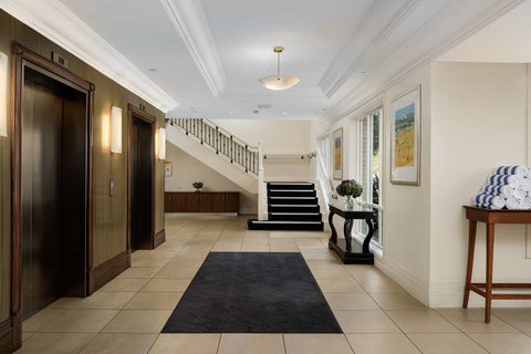 Rydges Newcastle - Accommodation Whitsundays 4