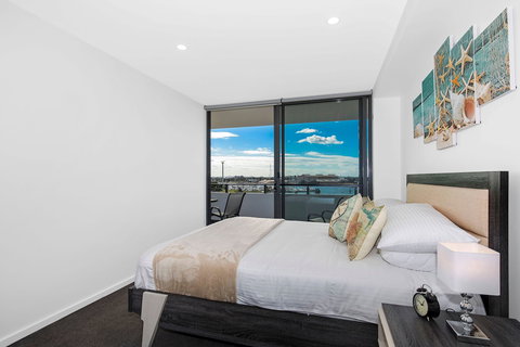 Astra Apartments Newcastle - Accommodation Whitsundays 10