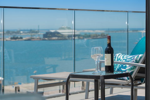 Astra Apartments Newcastle - Accommodation Whitsundays 17