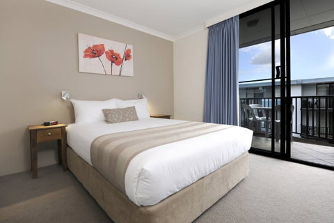 Assured Waterside Apartments - Accommodation Whitsundays 1
