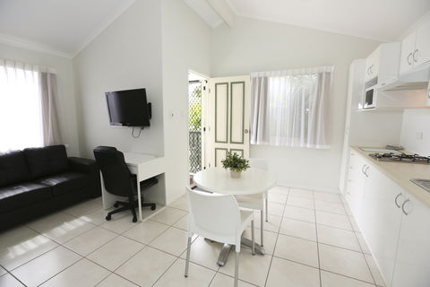 Barney Beach Accommodation Centre - Accommodation Whitsundays 3