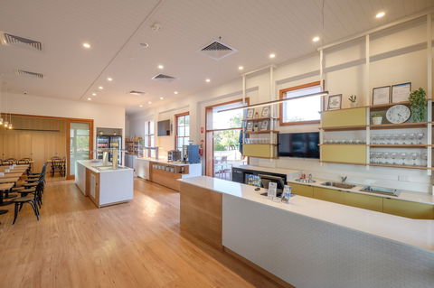 Barney Beach Accommodation Centre - Accommodation Whitsundays 8