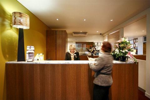 Best Western Plus The Tudor-Box Hill - Accommodation Whitsundays 1