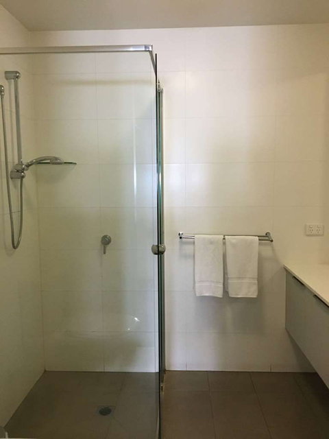 Best Western Plus The Tudor-Box Hill - Accommodation Whitsundays 3