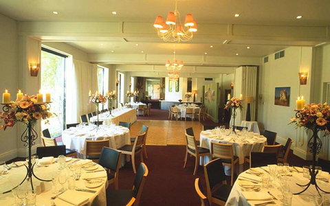 Best Western Plus The Tudor-Box Hill - Accommodation Whitsundays 17