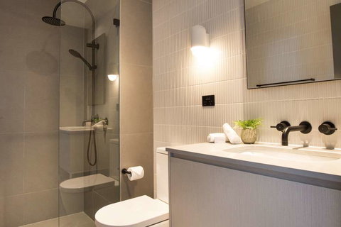 The Chen - Art Series - Accommodation Whitsundays 1