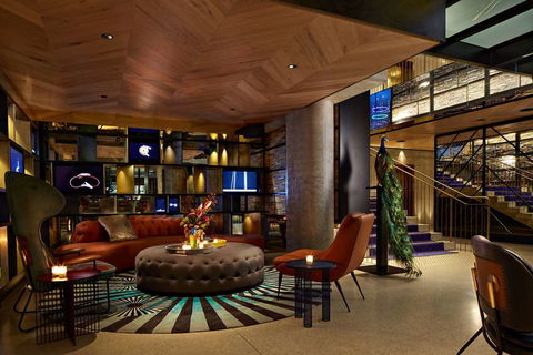 QT Melbourne - Accommodation Whitsundays 0