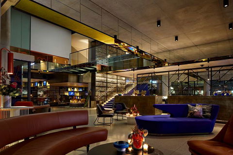 QT Melbourne - Accommodation Whitsundays 2