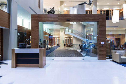 RACV City Club - Accommodation Whitsundays 2