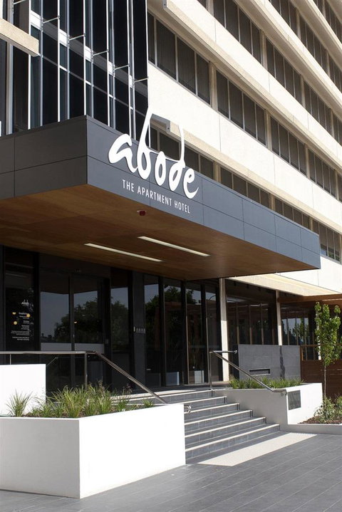 Abode Woden - Accommodation Whitsundays 0
