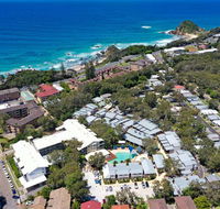 Club Wyndham Flynns Beach-Trademark Coll - Accommodation Whitsundays