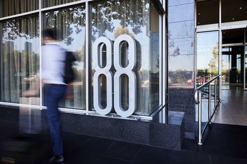 Adina Apartment Hotel on Flinders Street - Accommodation Whitsundays 0