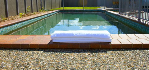 The Stirling Hotel Rockhampton - Accommodation Whitsundays 2