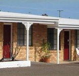 Colonial Motor Lodge - Accommodation Whitsundays