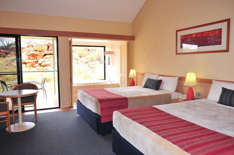 Kings Canyon Resort - Accommodation Whitsundays 1