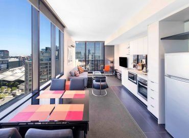 Aura On Flinders - Accommodation Whitsundays 2