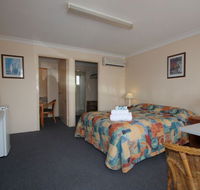 Alexander Motel  Peppercorn Restaurant - Accommodation Whitsundays