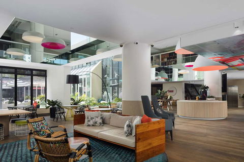 QT Gold Coast - Accommodation Whitsundays 2