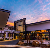 The Remington Orange - Accommodation Whitsundays