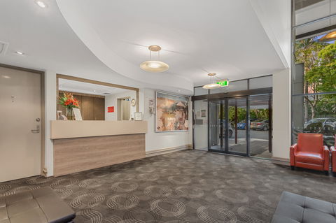 The Airport International Motel - Accommodation Whitsundays 2