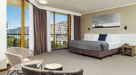 Pacific Hotel Cairns - Accommodation Whitsundays 9