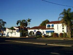 Alabaster Motor Inn - Accommodation Whitsundays 0