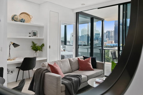 Arise On Hope Street - Accommodation Whitsundays 1