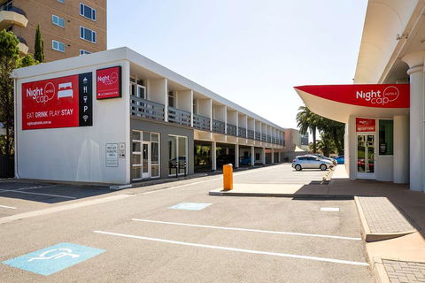 Watermark Glenelg - Accommodation Whitsundays 0