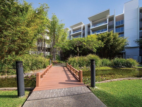 Oaks Mews - Accommodation Whitsundays 0