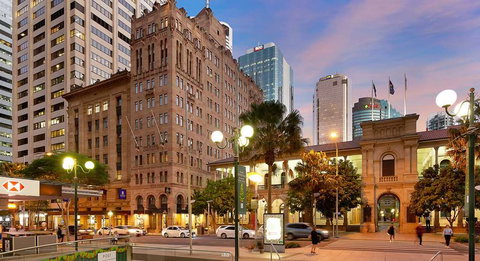 The Manor Apartment Hotel - Accommodation Whitsundays 0