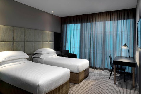 Four Points by Sheraton Brisbane - Accommodation Whitsundays 2