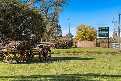 Quality Inn Carriage House - Accommodation Whitsundays 0