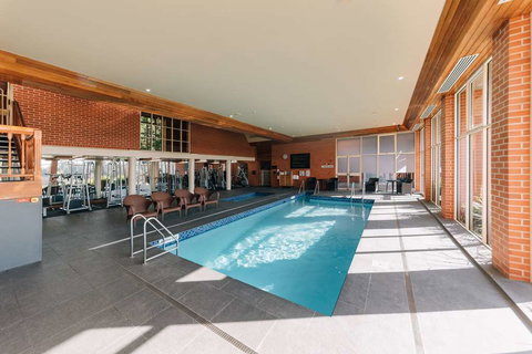 Country Club Tasmania - Accommodation Whitsundays 10