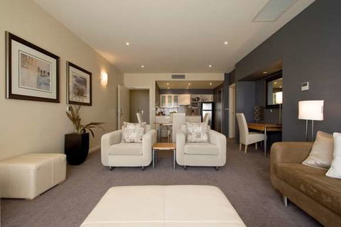 Peppers Seaport Hotel - Accommodation Whitsundays 6