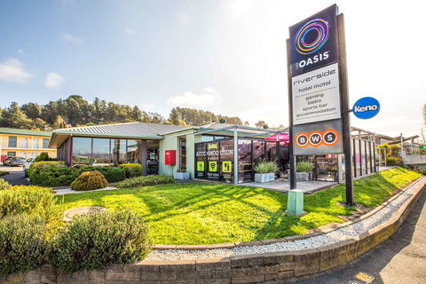 Nightcap at Riverside Hotel - Accommodation Whitsundays 1