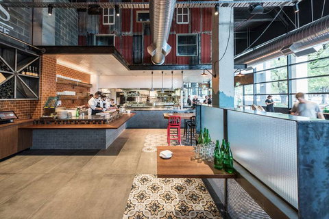 The Larwill Studio - Art Series - Accommodation Whitsundays 2