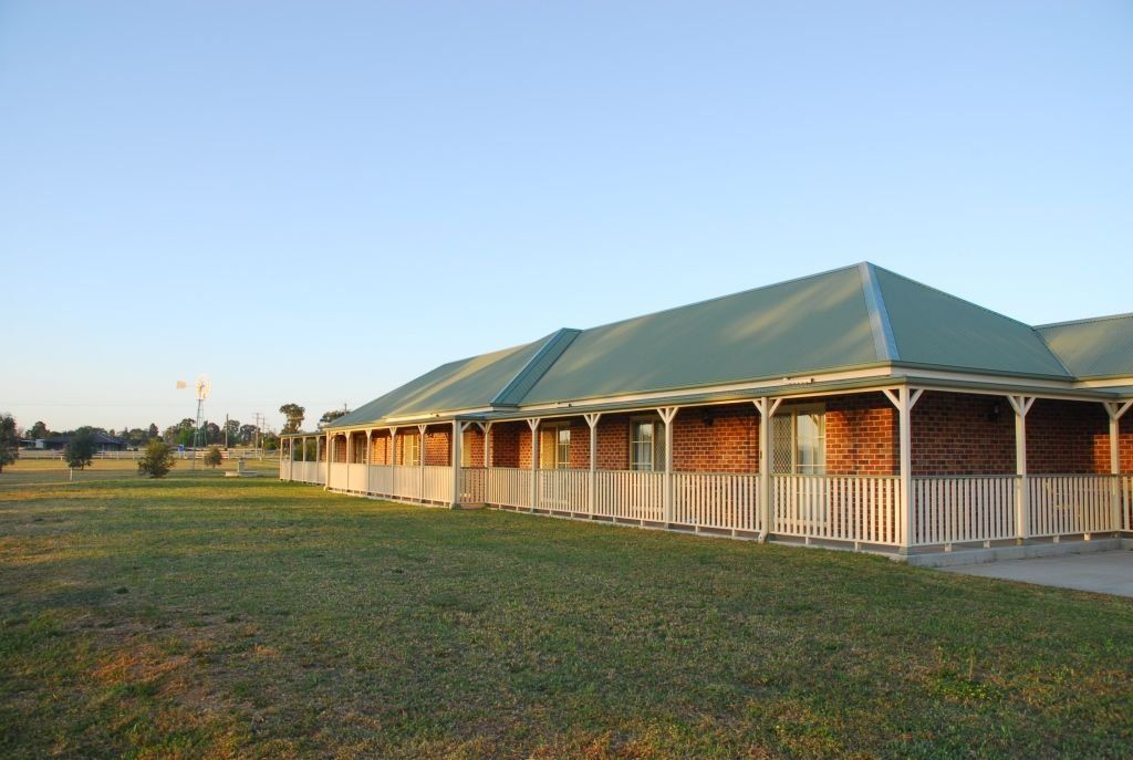 Wee Waa NSW Accommodation Whitsundays