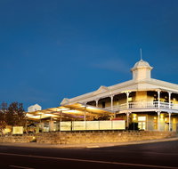 Tradewinds Hotel - Accommodation Whitsundays