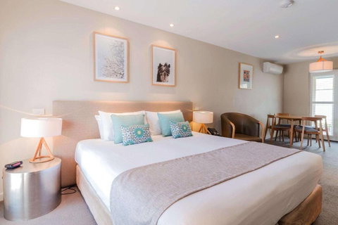 The Haus Studio Apartments - Accommodation Whitsundays 0